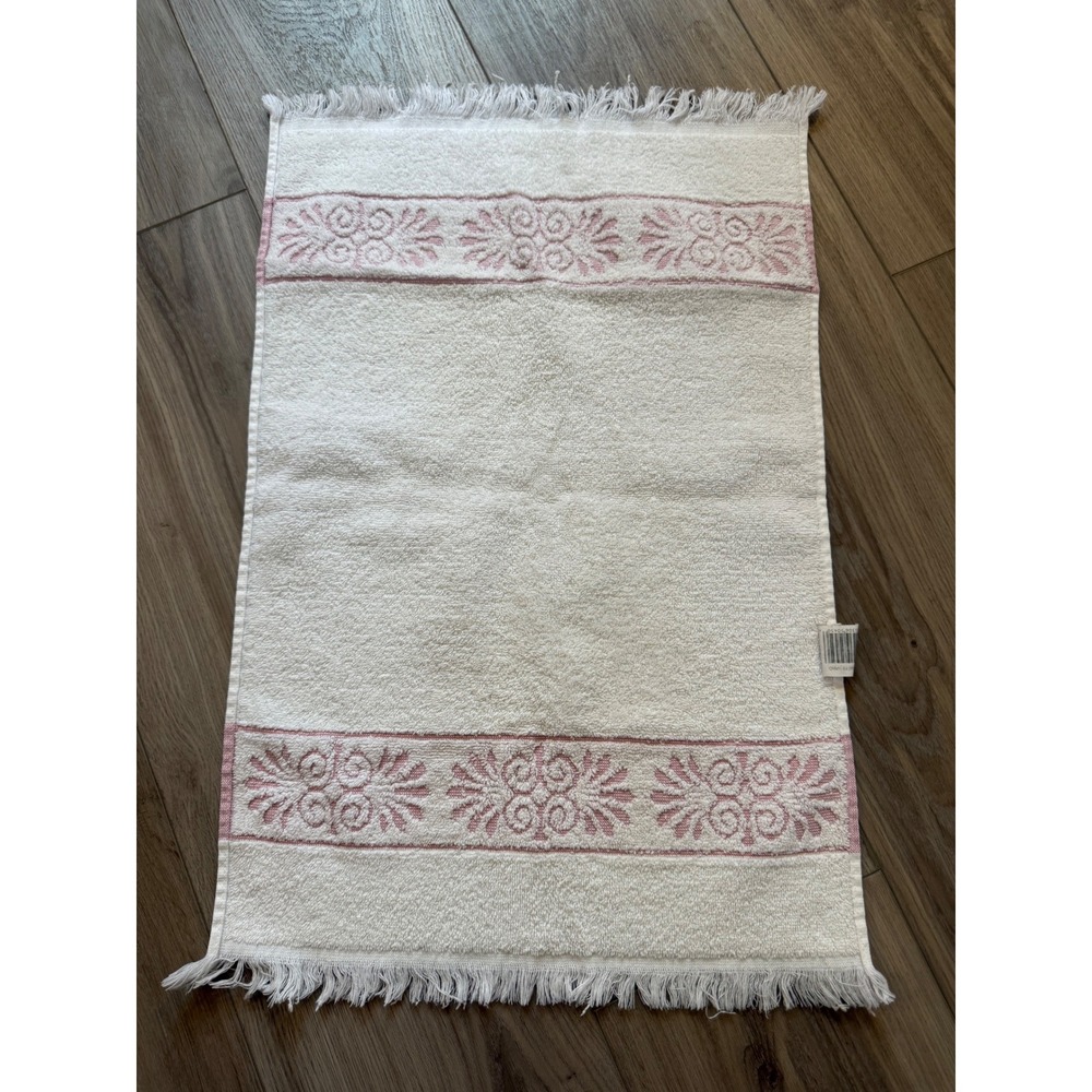 Vintage Cannon Santa Cruz White Pink Floral Damask Fringe Hand Towel Made in USA - Picture 3 of 4